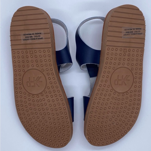 Freshly Picked Malibu Navy Sandals Size 12 - Picture 7 of 7